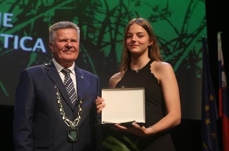 ZLATA PETICA 50 FOTO LJUBO VUKELIČ